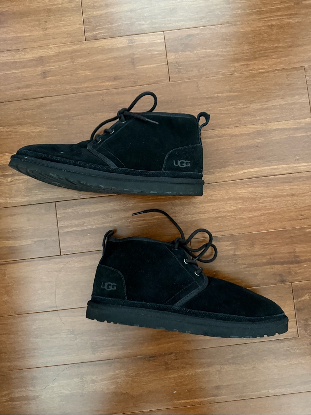 UGG Neumel Black Suede Chukka Boots Shearling Lined Men’s Size 11 Cozy